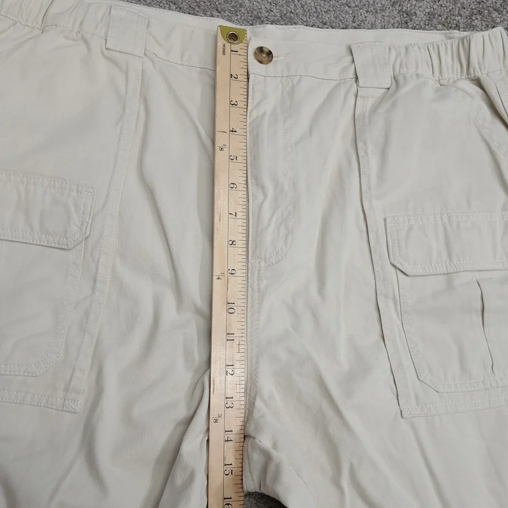 Croft & Barrow Mens Beige Khaki Cargo Shorts Size 42 Elastic Waist Cotton 7441